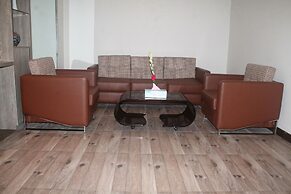 Hotel X