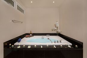 Serenity Grand Seaview Suite