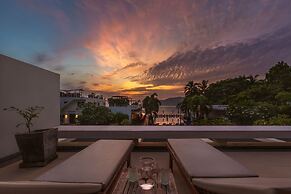 Serenity Grand Seaview Suite