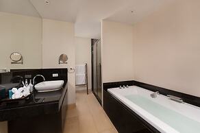 Serenity Grand Seaview Suite