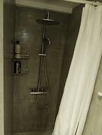Olala One Apartment