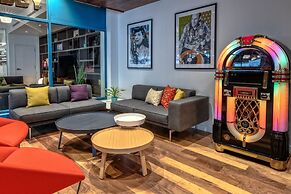 Hotel Indigo Memphis Downtown by IHG