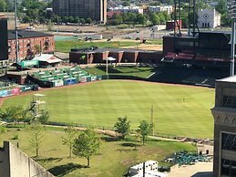 Hotel Indigo Memphis Downtown by IHG