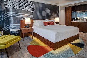 Hotel Indigo Memphis Downtown by IHG