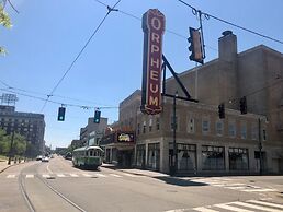 Hotel Indigo Memphis Downtown by IHG