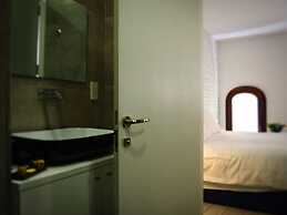 Adelphi Boutique Hotel
