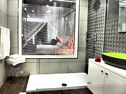 Adelphi Boutique Hotel