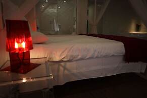 Adelphi Boutique Hotel
