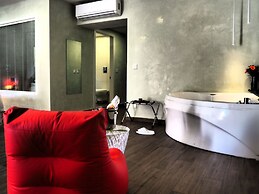 Adelphi Boutique Hotel
