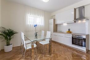 Mise Luxury Apartments