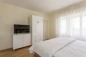 Mise Luxury Apartments