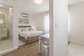 Mise Luxury Apartments