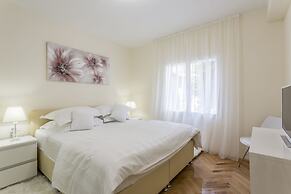 Mise Luxury Apartments