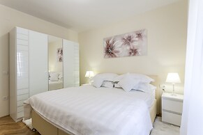 Mise Luxury Apartments