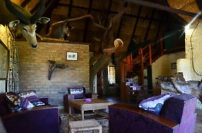 Nyangombe Safari Lodge