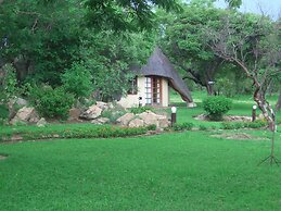 Nyangombe Safari Lodge
