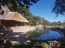 Nyangombe Safari Lodge