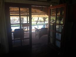 Nyangombe Safari Lodge