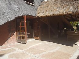 Nyangombe Safari Lodge