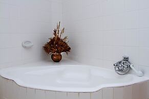 Stephen Margolis Resort