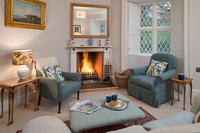 East Gatehouse Lodge