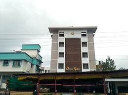 Hotel Maval Grand