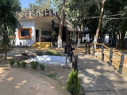 Tigerwoods Kanha Resorts & Spa