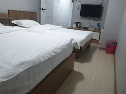 Daegu Dongseongro Gyeong`s Hostel