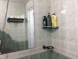 Daegu Dongseongro Gyeong`s Hostel