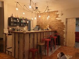 Hotel le YAKA