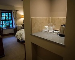 GreenGrove Country House B&B