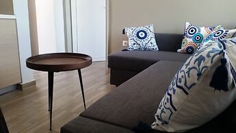 Ria's Deluxe Apartments