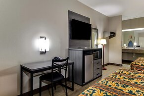 Executive Inn & Suites