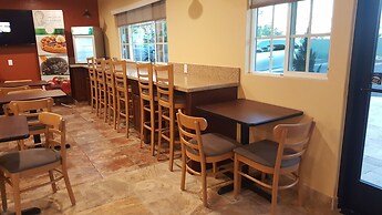 Quality Inn Escondido Downtown