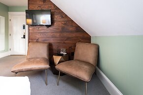 The Water Street Inn