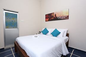 Boots Travelers Lodge