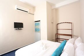 Boots Travelers Lodge