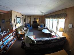 Timber Bay Resort