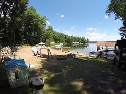 Timber Bay Resort