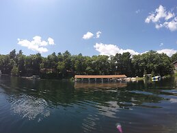 Timber Bay Resort