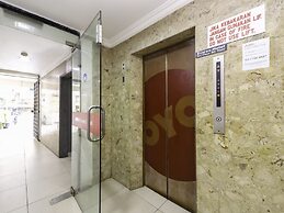 OYO 334 Everest Hotel