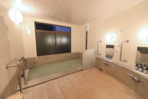 Yakiniku to Kaisen no Yado Raku