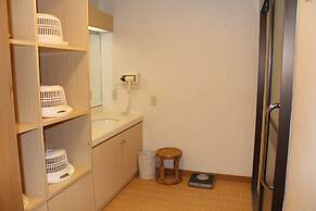 Yakiniku to Kaisen no Yado Raku