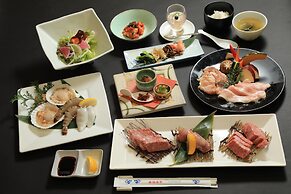 Yakiniku to Kaisen no Yado Raku