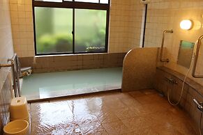 Yakiniku to Kaisen no Yado Raku