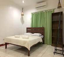 New Eve's Kiosk Dive Resort