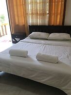 New Eve's Kiosk Dive Resort