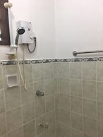 New Eve's Kiosk Dive Resort