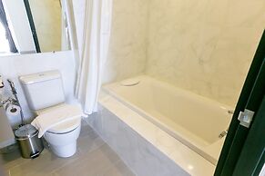 Locals Prio ChiangMai Central Airport Plaza