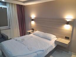 Moon Hotel Şirinevler